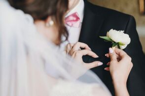 Μελέτη: Η ποιότητα του γάμου προστατεύει από τον κίνδυνο παχυσαρκίας - Η συναισθηματική υποστήριξη μειώνει τον Δείκτη Μάζας Σώματος και τη διατροφική εξάρτηση