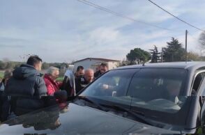 Αγρότης μεταφέρεται στο νοσοκομείο