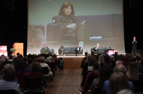 Πώς χτίζουμε ανθεκτικές κοινωνίες; Όσα συζήτησαν Σακελλαροπούλου, Γιαννίτσης, Βούλγαρης