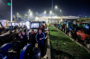 Μπλόκο αγροτών στη Νίκαια της Λάρισας