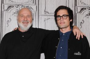 Νικ Ράινερ: Ποιος είναι ο γιος του σκηνοθέτη Ρομπ Ράινερ 