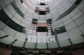 Η πρώτη αντίδραση του BBC μετά τη μήνυση για συκοφαντική δυσφήμιση από τον Τραμπ