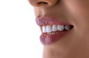 Το στόμα και η καρδιά συνδέονται: Γιατί η ουλίτιδα δεν είναι αθώα