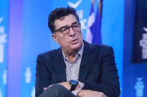 Το ΕΚΚΟΜΕΔ κόβει τον ΣΚΑΪ και ο ΣΚΑΪ το ΕΚΚΟΜΕΔ