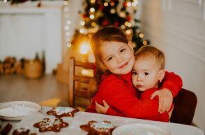 Πώς να αποφύγετε τους παιδικούς τραυματισμούς στο σπίτι τα Χριστούγεννα