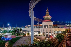 village-shopping-and-more