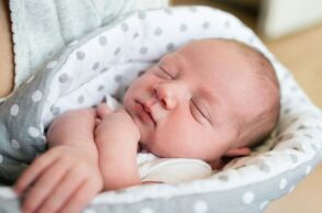 Ο Δήμος Σουλίου θεσπίζει ενίσχυση 1.000€ για κάθε νεογέννητο - Στόχος η έμπρακτη στήριξη των νέων γονέων και η παραμονή των κατοίκων στον τόπο τους.