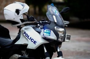 Συνελήφθη 27χρονος στη Θεσσαλονίκη που διέπραξε 10 διαρρήξεις σε έναν μήνα - Αφαίρεσε 15.000 ευρώ, κάρτες και κοσμήματα - Στο αυτόφωρο και ένας κλεπταποδόχος.