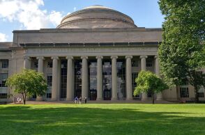 athensvoice_-_2025-12-21t195550_452