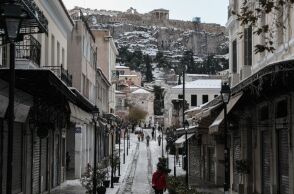 H τελευταία φορά που χιόνισε τα Χριστούγεννα στην Αθήνα - Οι πιο ψυχρές και οι πιο ζεστές γιορτές τα τελευταία 125 χρόνια