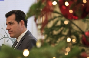 Ο Μάνος Βουλαρίνος σχολιάζει την ανάρτηση - απάντηση του Θάνου Πλεύρη στον πρώην πρόεδρο της ΑΔΑΕ, Χρήστο Ράμμο 