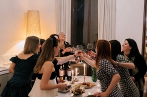 The Satin Society: μια σύγχρονη λέσχη γυναικών στην Αθήνα που αξίζει να γνωρίσεις 