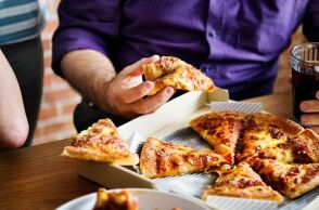 Σε ποια τρόφιμα κρύβονται τα πιο επικίνδυνα συντηρητικά - Αυξάνουν τον κίνδυνο καρκίνου και διαβήτη 