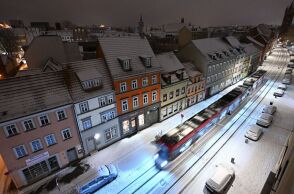 Χιόνι και παγετός πλήττουν την Ευρώπη: Χιλιάδες σπίτια στο σκοτάδι και ακυρώσεις πτήσεων 