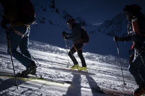 Σκιέρ στις άλπεις