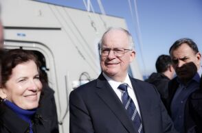 Ο ΠτΔ Κώστας Τασούλας στην φρεγάτα «Κίμων»