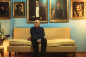 Γιώργος Παπαστεφάνου: Ο σπουδαίος ραδιοφωνικός παραγωγός και παρουσιαστής μιλάει στην Athens Voice