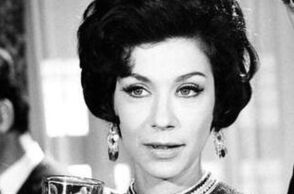 Μενδώνη για Μέλπω Ζαρόκωστα: Ερμηνεύτρια γκάμας, ευρύτατου διαμετρήματος και διακριτού αποτυπώματος