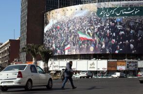 Ιράν: Τα σενάρια της επόμενης ημέρας και ο Παχλαβί - Τι θα σήμαινε η πτώση των μουλάδων