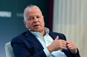 Στρατηγικό deal Metlen με Όμιλο Τσάκου σε έργα αποθήκευσης ενέργειας στην Κεντρική Ελλάδα