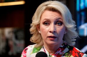 Μαρία Ζαχάροβα: Η εκπρόσωπος του ρωσικού ΥΠΕΞ χαρακτηρίζει την ΕΕ «υποτελή» των ΗΠΑ μετά την απόφαση για εμπάργκο στο ρωσικό φυσικό αέριο από το 2027.