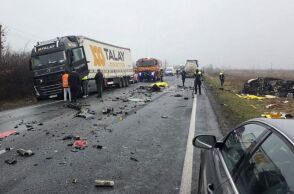 Το σημείο του τραγικού δυστυχήματος με θύματα τους επτά φίλους του ΠΑΟΚ