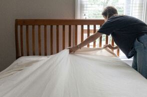 Γιατί ίσως χρειάζεται να αλλάζετε τα σεντόνια σας πιο συχνά από όσο νομίζατε