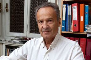 Ο καθηγητής Δημήτρης Δημητράκος συνομιλεί με τον Ηλία Κανέλλη στο Ωδείο Αθηνών (12/2) - Μια ανοιχτή συζήτηση για τη φιλοσοφία και την πολιτική δράση.