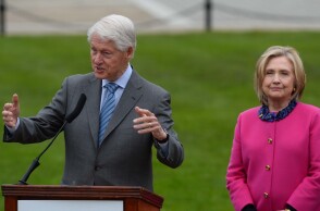 Μπιλ και Χίλαρι Κλίντον θα καταθέσουν στο Κογκρέσο των ΗΠΑ για την υπόθεση Έπσταϊν