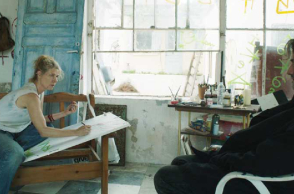 Ανδρέας Κωνσταντίνου και Μαρλέν Καμίνσκι στο "Τόσο κοντά, τόσο μακριά" της Αλίκης Δανέζη Κνούτσεν