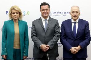 Ξεκινά η διάθεση Φαρμάκων Υψηλού Κόστους από ιδιωτικά φαρμακεία μέσω ΕΟΠΥΥ, διευκολύνοντας χιλιάδες ασθενείς και μειώνοντας τις ουρές 