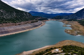 Λίμνη Μόρνου 