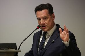 Γεωργιάδης για τα Τέμπη: Άλλο να έγινε λάθος στη διαχείριση του χώρου κι άλλο συγκάλυψη