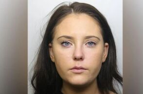 Ηνωμένο Βασίλειο: 26χρονη που είχε καταδικαστεί για ανάρτηση γυμνών φωτογραφιών της ερωμένης του πατέρα της σε site ερωτικών υπηρεσιών, επέστρεψε στη φυλακή