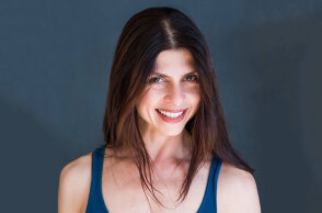 Νατάσα Παπαμιχαήλ: Η καλλιτεχνική διευθύντρια του θεάτρου Olvio και σκηνοθέτρια του έργου «Ο Μουνής» μιλάει στην Athens Voice