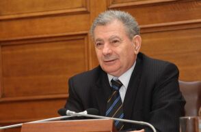 Δίκη για τον Σήφη Βαλυράκη: Η κατάθεση ηλικιωμένου στον ανακριτή «αδειάζει» τους κατηγορουμένους 