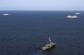 Πολεμικά πλοία στον Περσικό Κόλπο