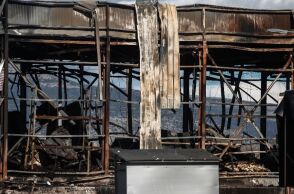 Βιολάντα: Ο ιδιοκτήτης «έδειξε» τον υπουργό Ψηφιακής Διακυβέρνησης ως υπεύθυνο για τις σωληνώσεις προπανίου