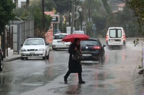 Καταιγίδες σε μεγάλο μέρος της χώρας με μορφή «σπασμένης γραμμής λαίλαπας» - Στο επίκεντρο η Αττική