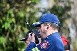 Λαμία: Εντείνονται οι έρευνες στο Βελούχι για τον αγνοούμενο 74χρονο, με πυκνή ομίχλη να δυσχεραίνει τις επιχειρήσεις των διασωστικών δυνάμεων.