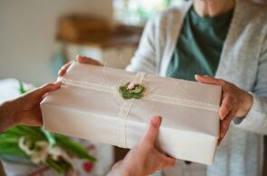 Εορτολόγιο: Ποιοι γιορτάζουν σήμερα 23 Φεβρουαρίου; Η Athens Voice σου τους θυμίζει - Μην ξεχάσεις να τους δώσεις τις καλύτερες ευχές σου