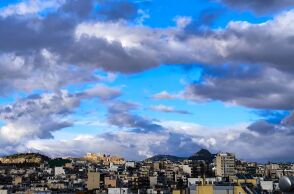 Γενικά αίθριος ο καιρός σήμερα, Τρίτη 24 Φεβρουαρίου - Θερμοκρασίες έως 21°C και άνεμοι έως 5 μποφόρ - Πιθανές τοπικές βροχές στη Θράκη.