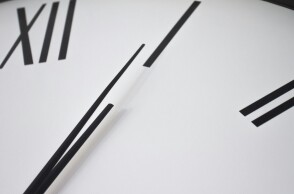 Αλλαγή ώρας 2026: Πότε γυρίζουμε τα ρολόγια μας μία ώρα μπροστά