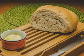 Το λάθος που κάνουμε όταν βάζουμε το ψωμί στην κατάψυξη