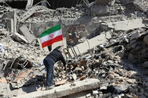 Το Ισραήλ βομβαρδίζει την Τεχεράνη, οι Ιρανοί λένε ότι χτύπησαν βάσεις των Κούρδων στο Ιρακινό Κουρδιστάν