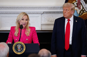 Πόλα Γουάιτ, Ντόναλντ Τραμπ © Kevin Dietsch/Getty Images