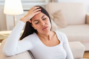 Ποιος πονοκέφαλος είναι σημάδι κινδύνου και απαιτεί άμεση νοσηλεία - Γιατρός εξηγεί τι μπορεί να κρύβεται πίσω από τα συμπτώματα