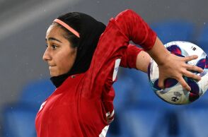 Αναφορές: Δύο ακόμη μέλη της Εθνικής ποδοσφαίρου γυναικών Ιράν ζήτησαν άσυλο στην Αυστραλία την τελευταία στιγμή, αρνούμενα να επιβιβαστούν στην πτήση