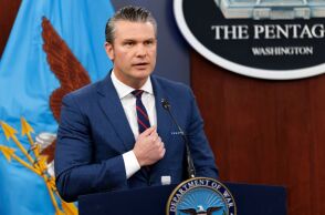 ΗΠΑ: Ο Πιτ Χέγκσεθ προειδοποιεί για την πιο έντονη ημέρα πληγμάτων στο Ιράν - Κατηγορεί την Τεχεράνη ότι χρησιμοποιεί σχολεία και νοσοκομεία για εκτοξεύσεις.