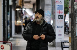 Βαγγέλης Μουρίκης - Συνέντευξη: Ο ηθοποιός μιλάει για τον ρόλο του στην ταινία «Πολύ κοριτσίστικο όνομα το Πάττυ» του Γιώργου Γεωργόπουλου, το σινεμά και τη ζωή.